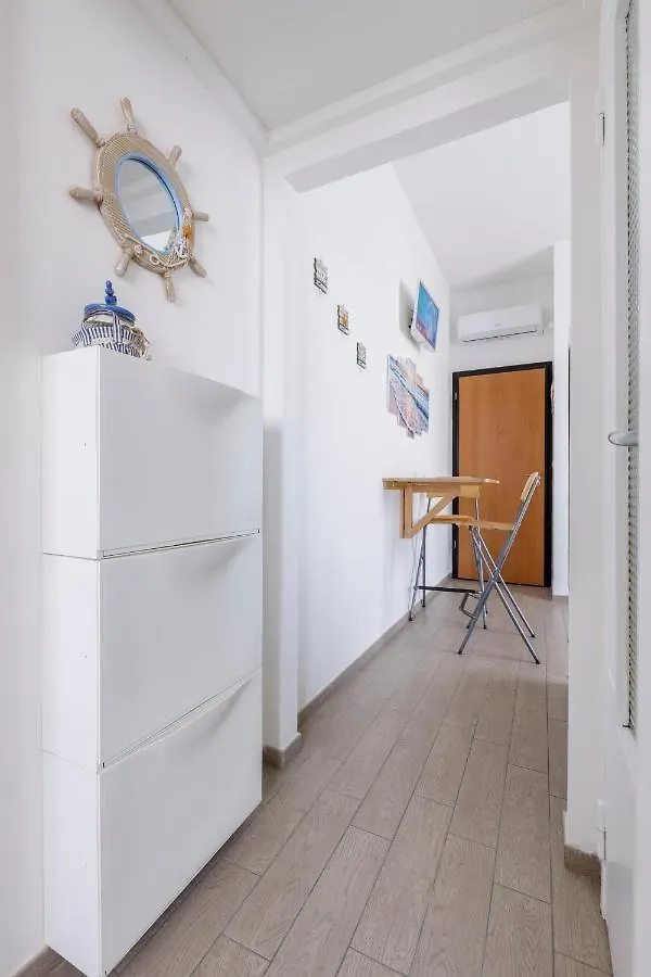 Apartment Sissi'S Home Due Passi Dal Mare, Free Wifi Punta Marina